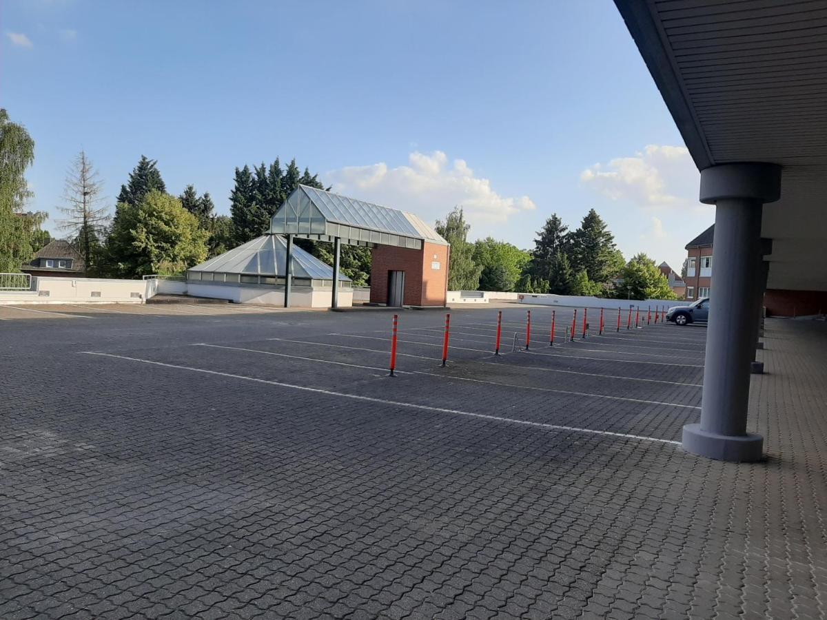 Hotel Siebenschlaefer Am Wasserturm Alsdorf Bagian luar foto